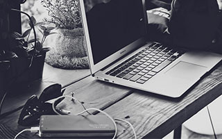 怎样在手机上买卖股票:开通手机股票交易-央企强强联手！中石油拟向中移动无偿划转5.41亿股：拓宽合作领域 实现优势互补